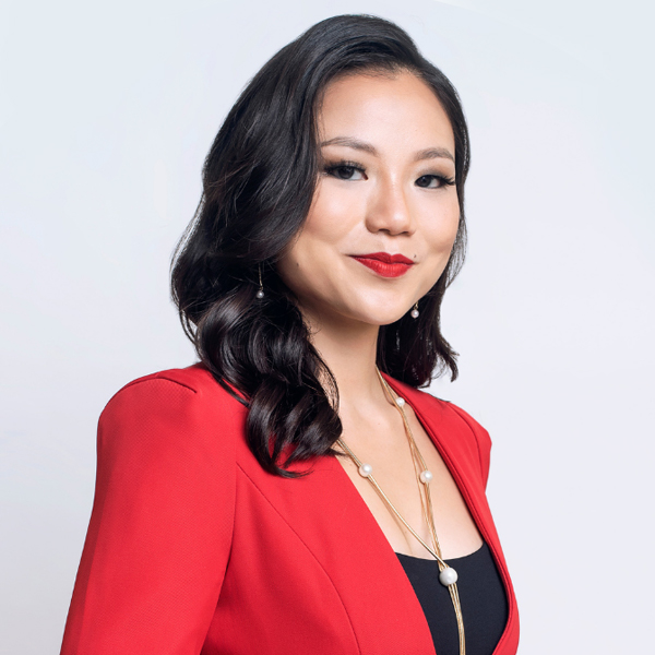 Sarah Chen, successful entrepreneur